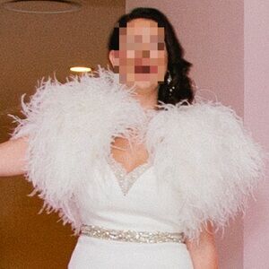 Elegant White Ostrich Feather Bolero Crop Jacket